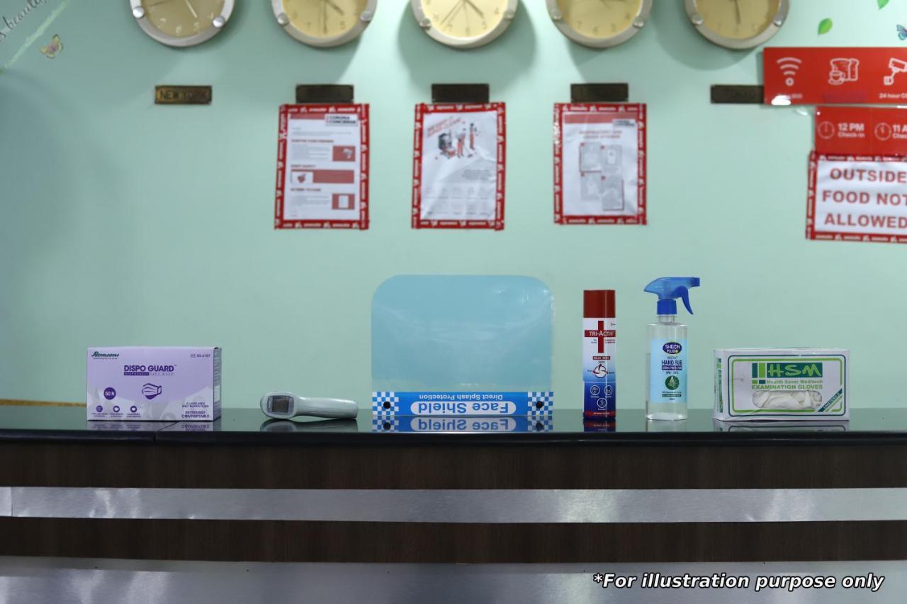 Hotel Vaccinated Staff - Oyo 22055 Dadar Residency Bombay Esterno foto